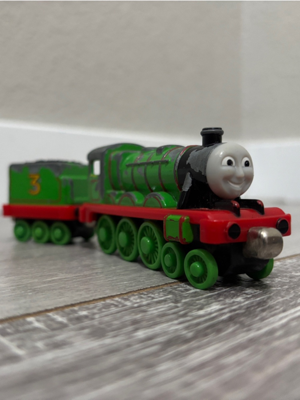 Henry & Tender - Thomas & Friends - Picture 2 of 8